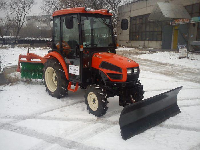 снегоуборочный трактор купит